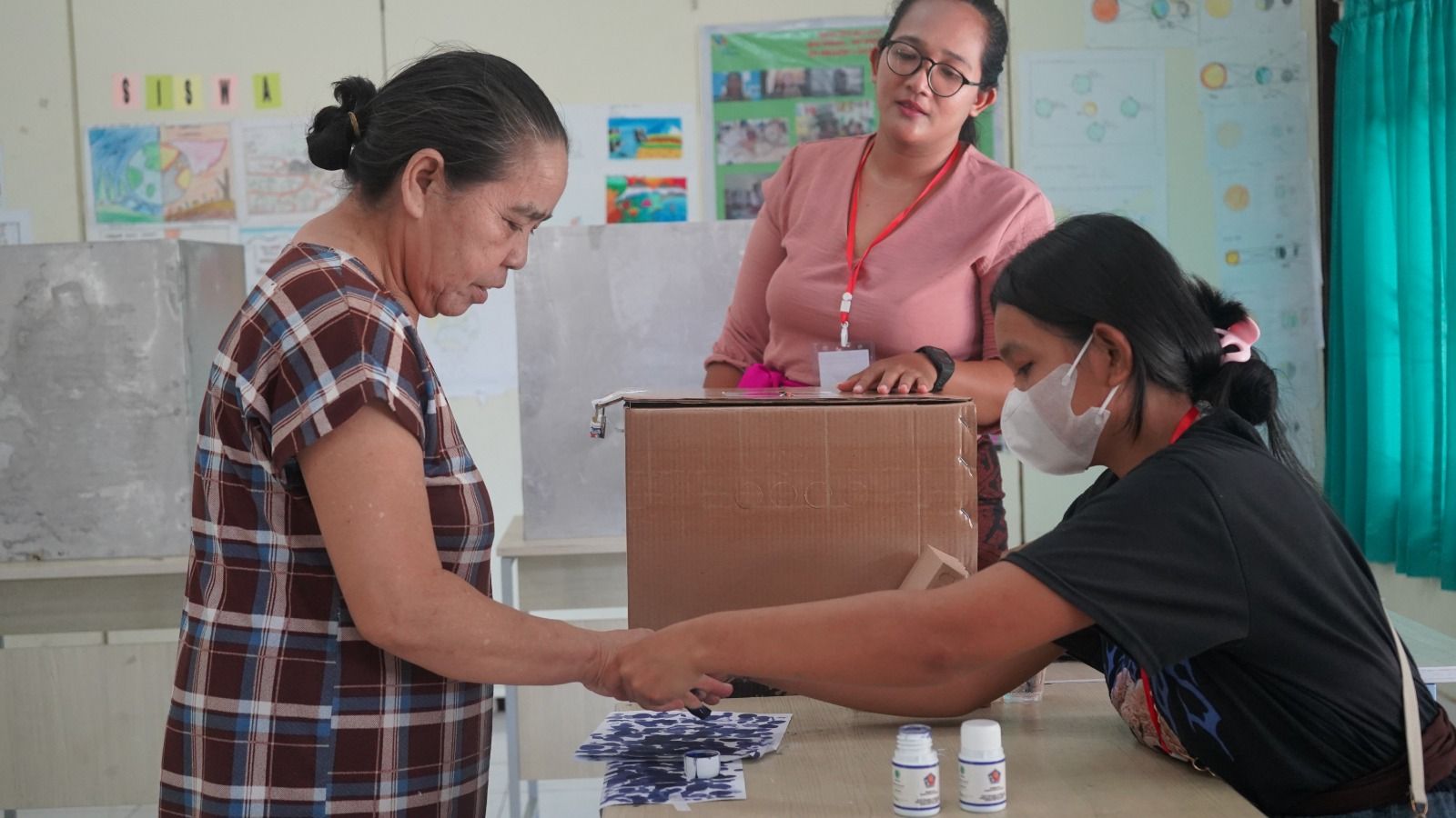 podiumnews.com-Dua Perempuan di Buleleng Menang Pikel 